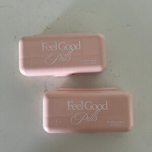 Arrae Pill Box / Travel Pill Contrainers